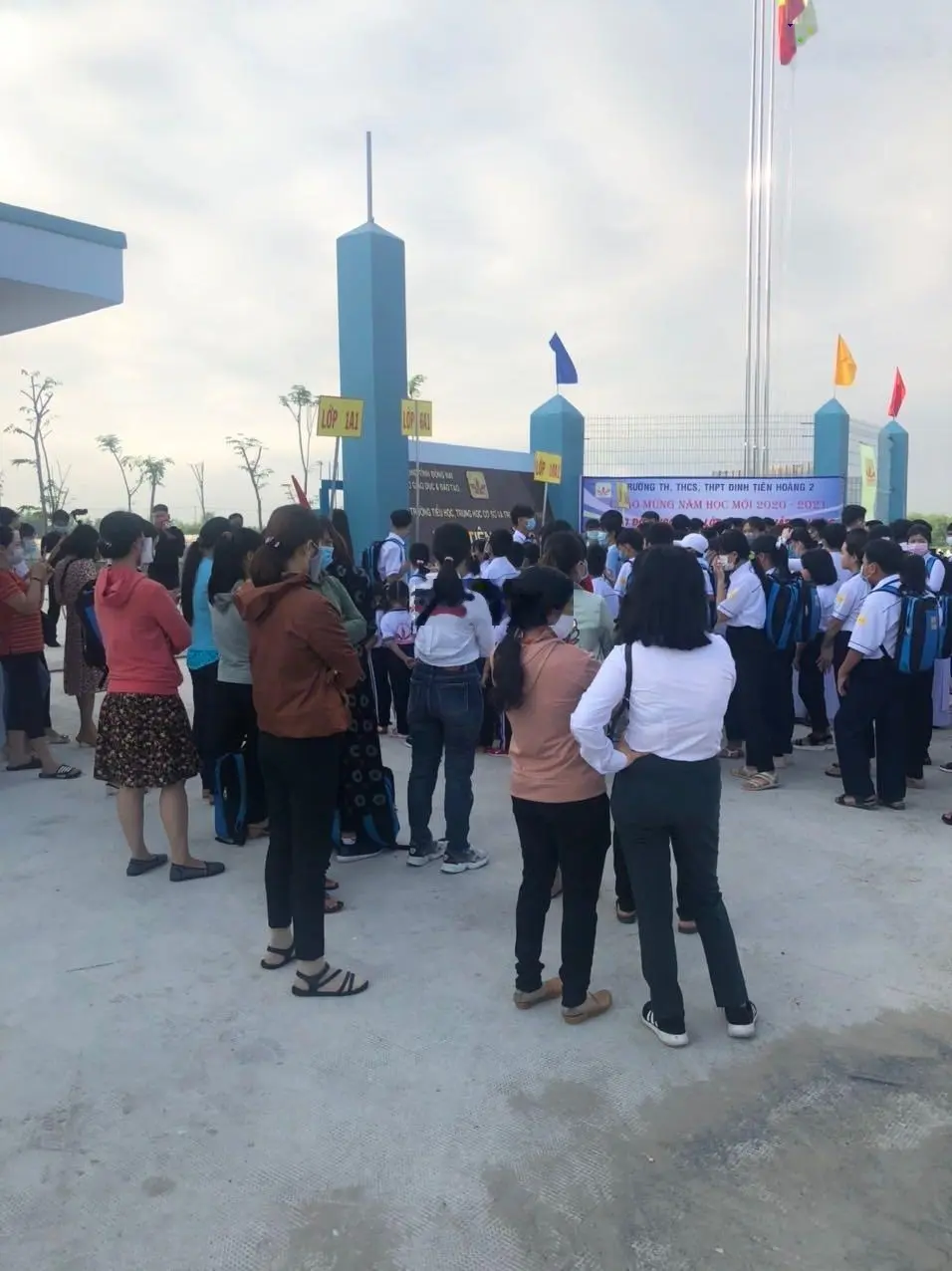 Cần bán nhanh lô 105m2 đường N4, vị trí đẹp, đối diện lock biệt thự trong kdc An Thuận, gần sân bay