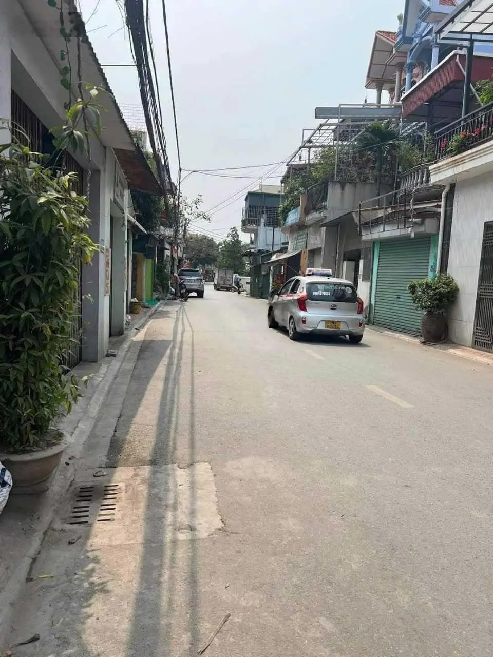 Bán gấp 65m2 đất trung tâm Ngũ Hiệp, Thanh Trì, mặt ngõ kinh doanh sầm uất, ô tô tránh, giá đầu tư