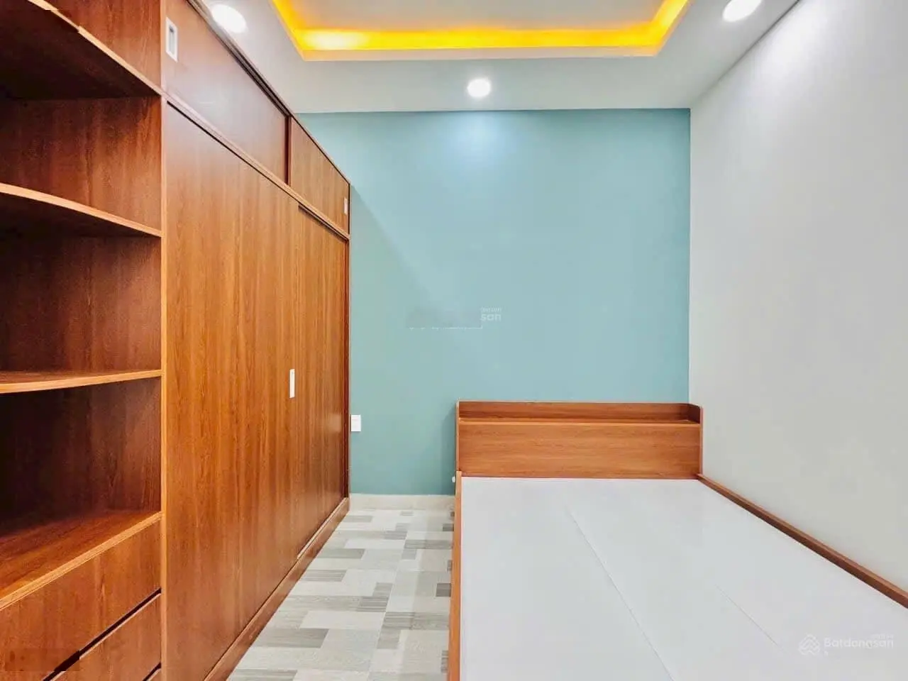 Kinh doanh thua lỗ bán gấp nhà ở Nhiêu Tứ, P6, Phú Nhuận. DT 28,2m2. Sổ hồng riêng