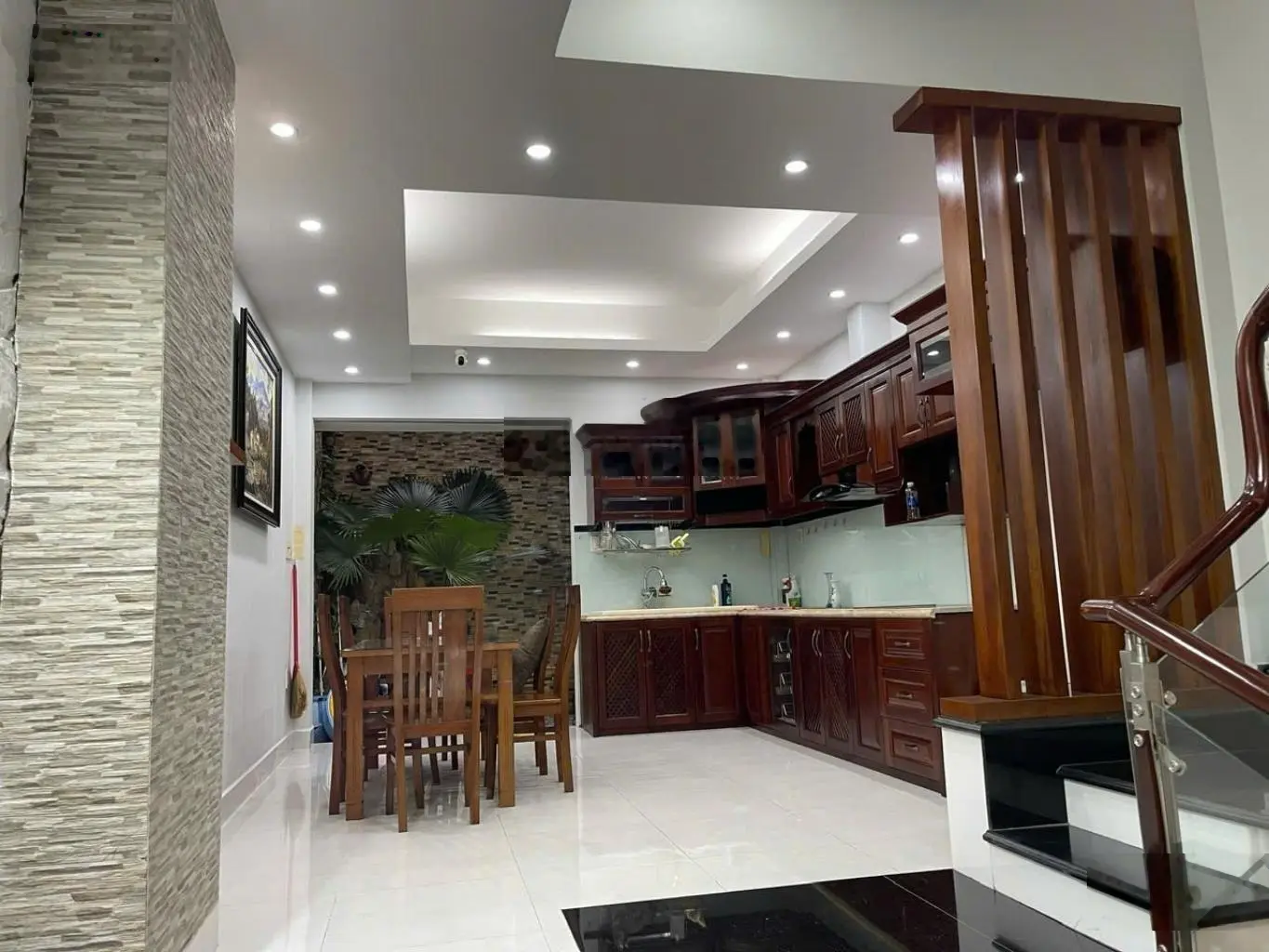 Bán Nhà mặt phố tại Tân Phong, Q7, TP.HCM giá tốt, 15,979 tỷ, 72m2