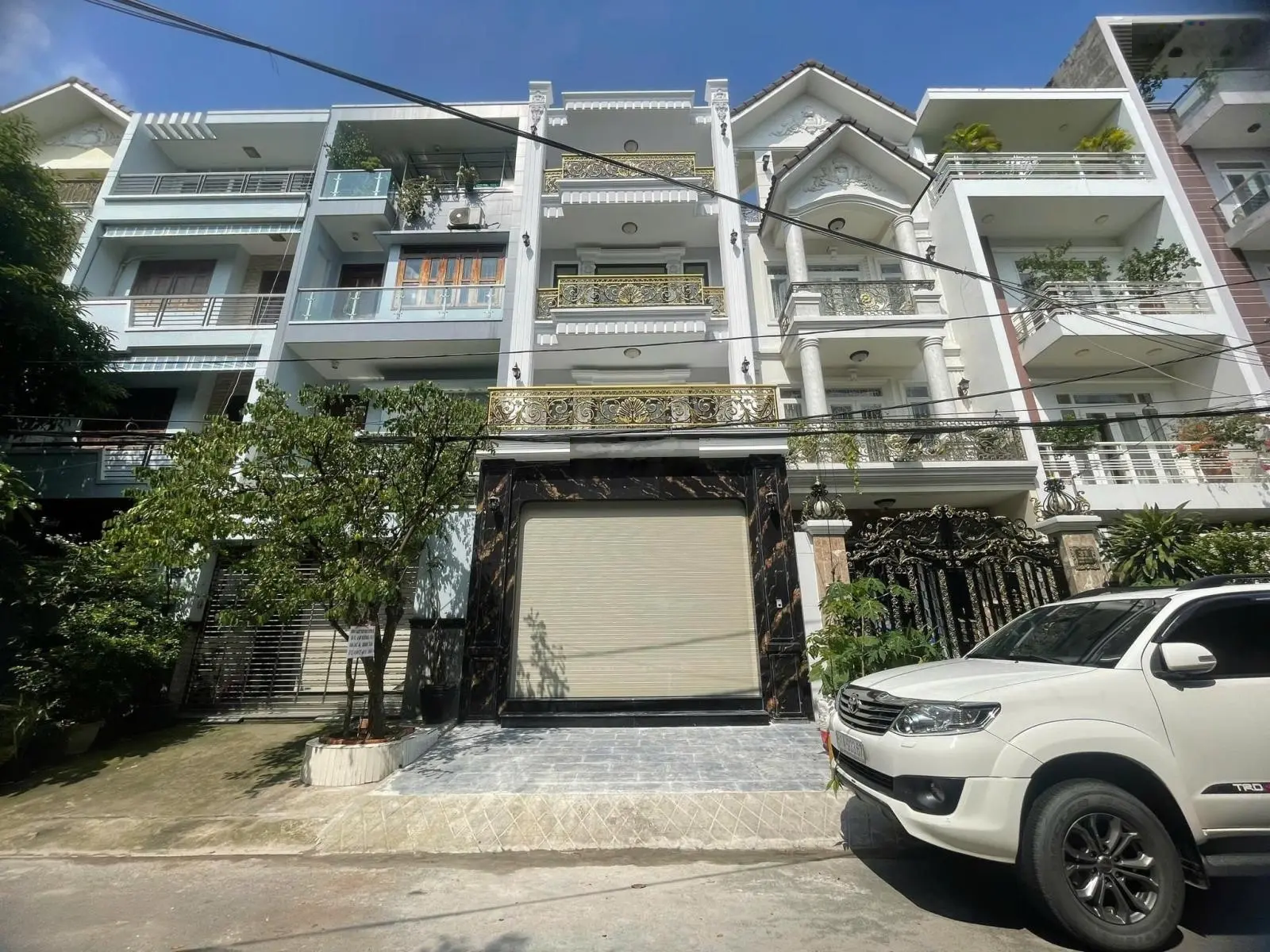 Nhà đẹp khu Tên Lửa 100m ở và kinh doanh chỉ 13.5 tỷ TL