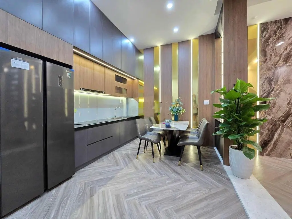 CẦN BÁN GẤP NHÀ 3T SIÊU ĐẸP, NGAY CHỢ CỒN, BIG C, GIÁ SIÊU RẺ CHỈ 5TY4