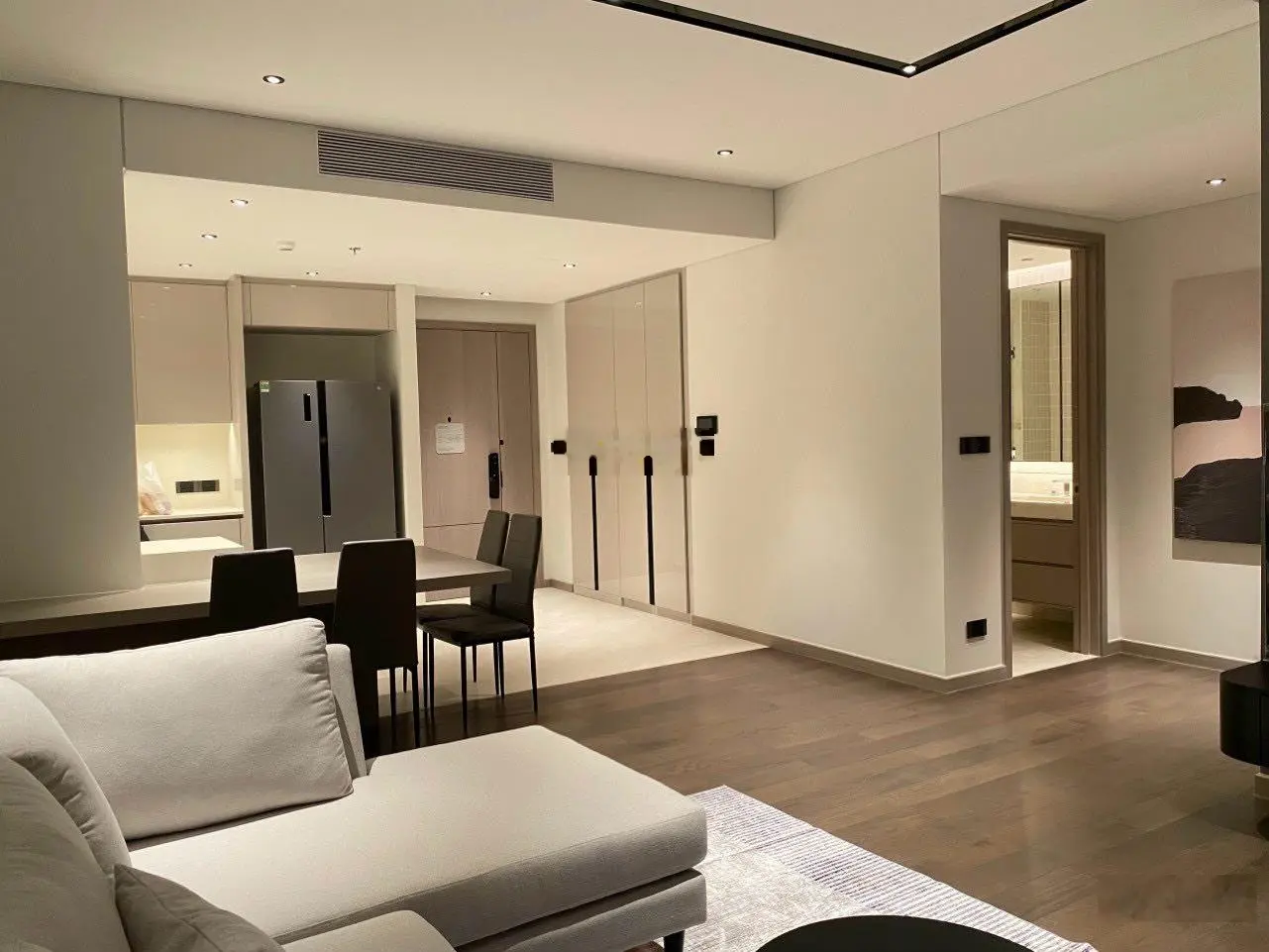 Bán tòa CHDV Thảo Điền, 8.5x24m, hầm 7 tầng. Doanh Thu 170tr/th giá 55 tỷ