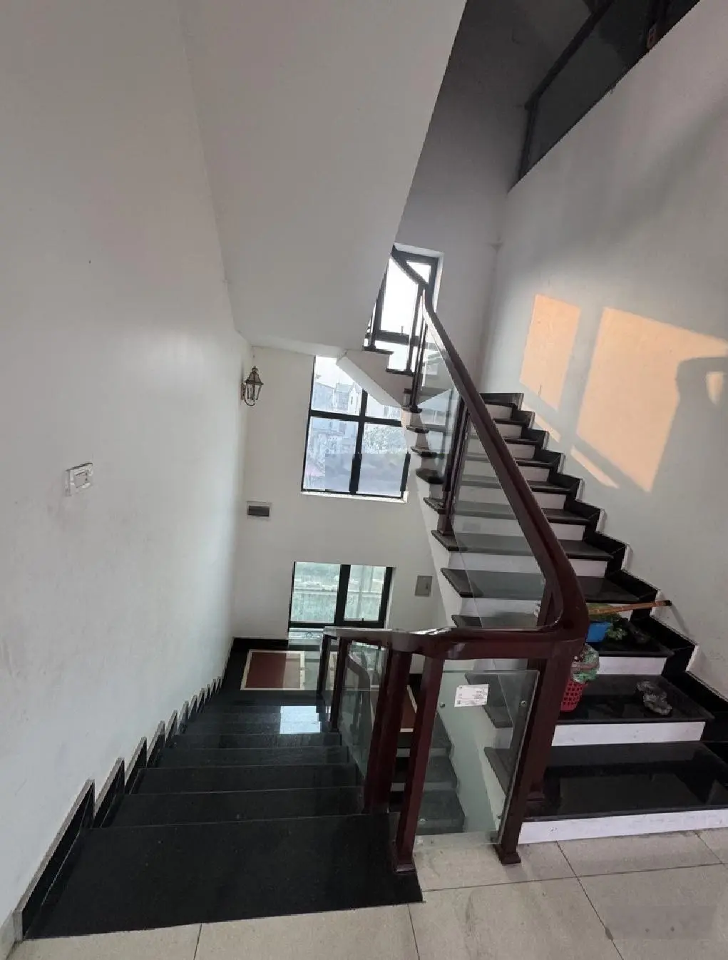 Nhà biệt thự Mạch Tràng - Cổ Loa siêu đẹp thiết kế tân cổ điển kiến trúc Pháp, 300m2