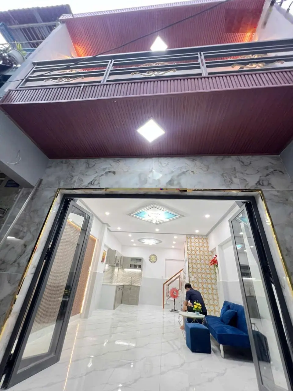 Nhà đẹp Lạc Long Quân, Phường 3, Quận 11, giá chỉ 3 tỷ 990 triệu (thương lượng nhẹ)