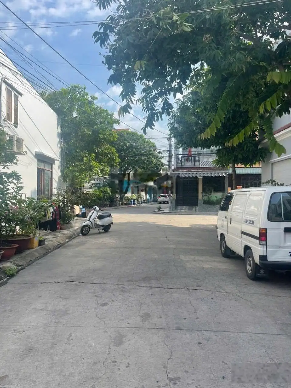 Nhà 1 trệt 1 lầu KDC đường rộng, cây xanh, vỉa hè cách ngã tư Chiêu Liêu 300m