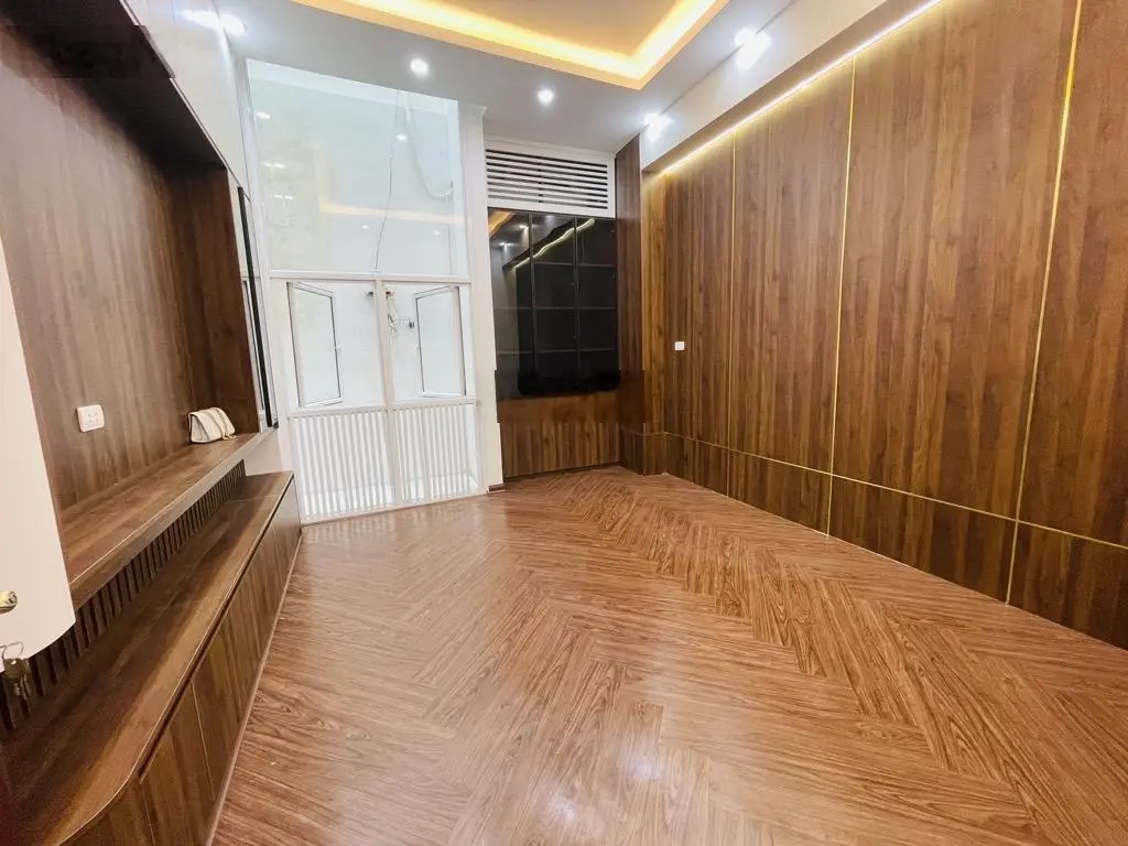 Nhà đẹp kinh doanh bất chấp phố cổ hoàn kiếm
