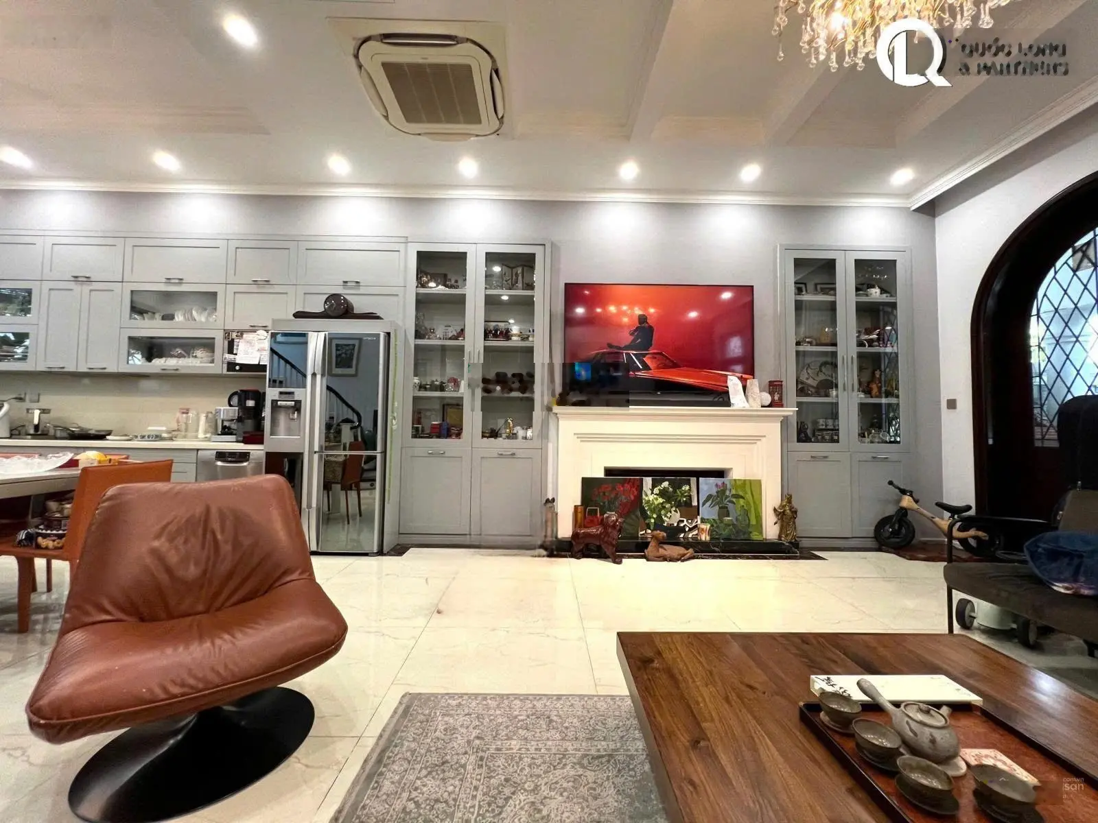 Bán BT TuLip Vinhomes Harmony ngay hồ điều hòa, nhà đẹp, nội thất sang trọng. Giá: 30 tỷ