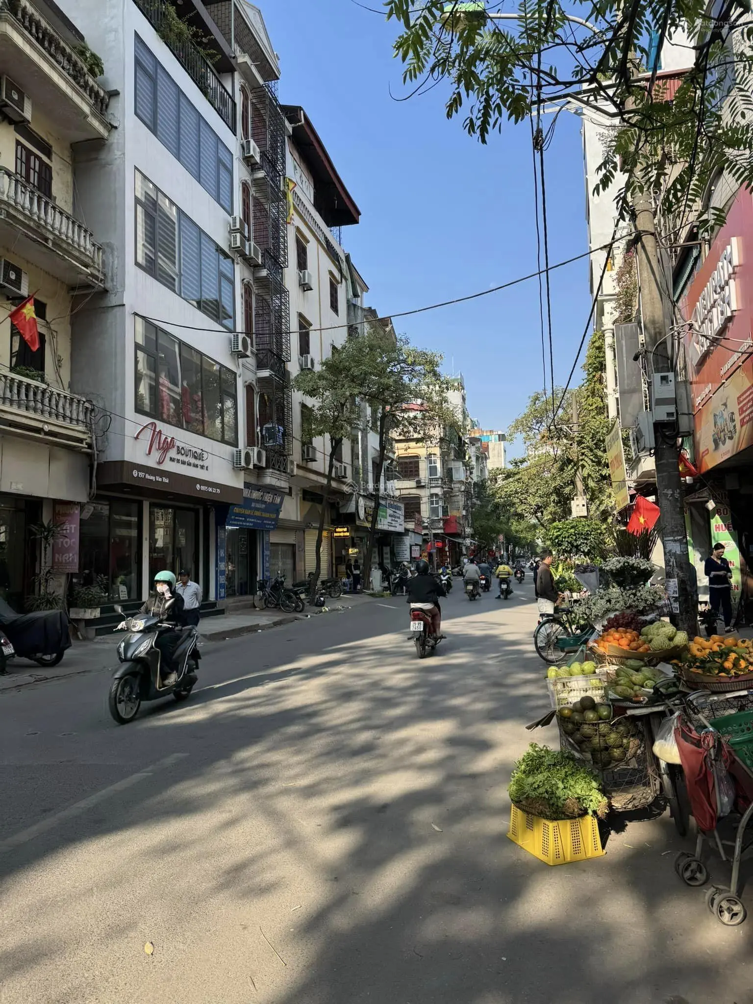 Hơn 20 tỷ, sở hữu căn nhà, 73m2, 4tầng, mặt Phố Hoàng Văn Thái, Quận Đống Đa, vị trí kinh doanh tốt