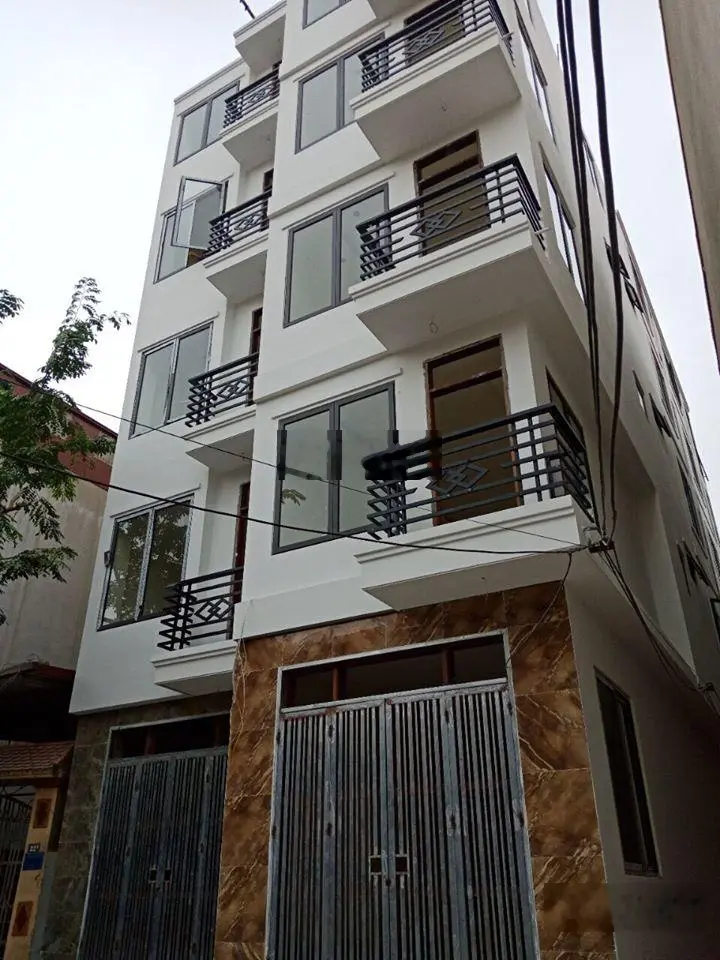 Chỉ 3.9 tỷ sở hữu ngay ngôi nhà 5 tầng đẹp long lanh, Vân Canh, gần trường C1, C2, chợ, ô tô đỗ cửa