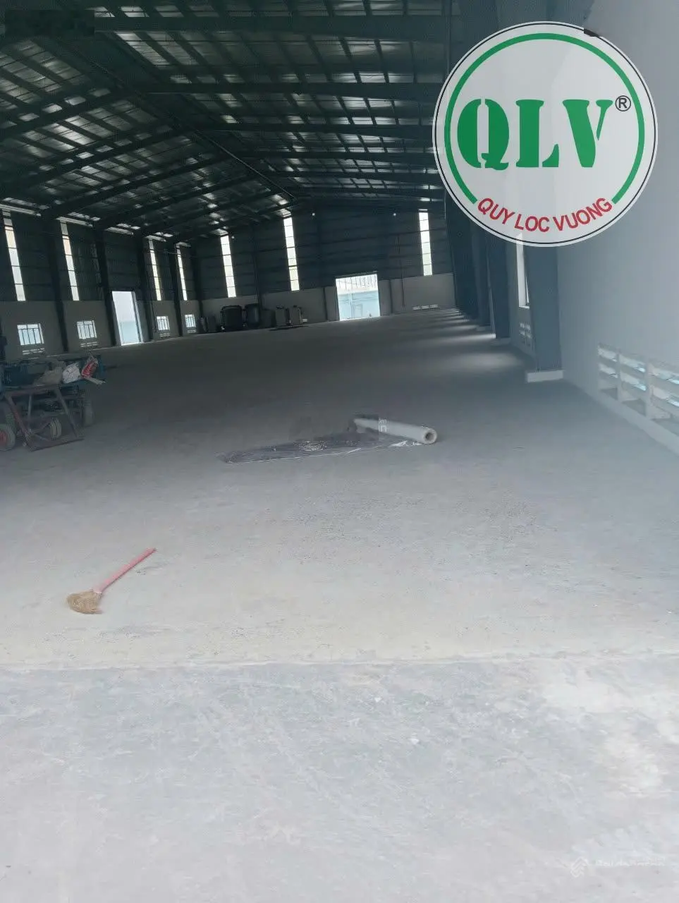 Bán nhà xưởng diện tích 2.000m2 đã trả tiền 1 lần trong KCN Đức Hòa 3, Long An