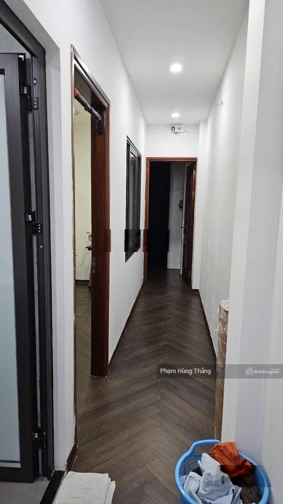 Bán nhà thang máy, phân lô, phố Minh Khai, Hai Bà Trưng. 55m2, 6 tầng, MT 4,2m, gara ô tô, vỉa hè