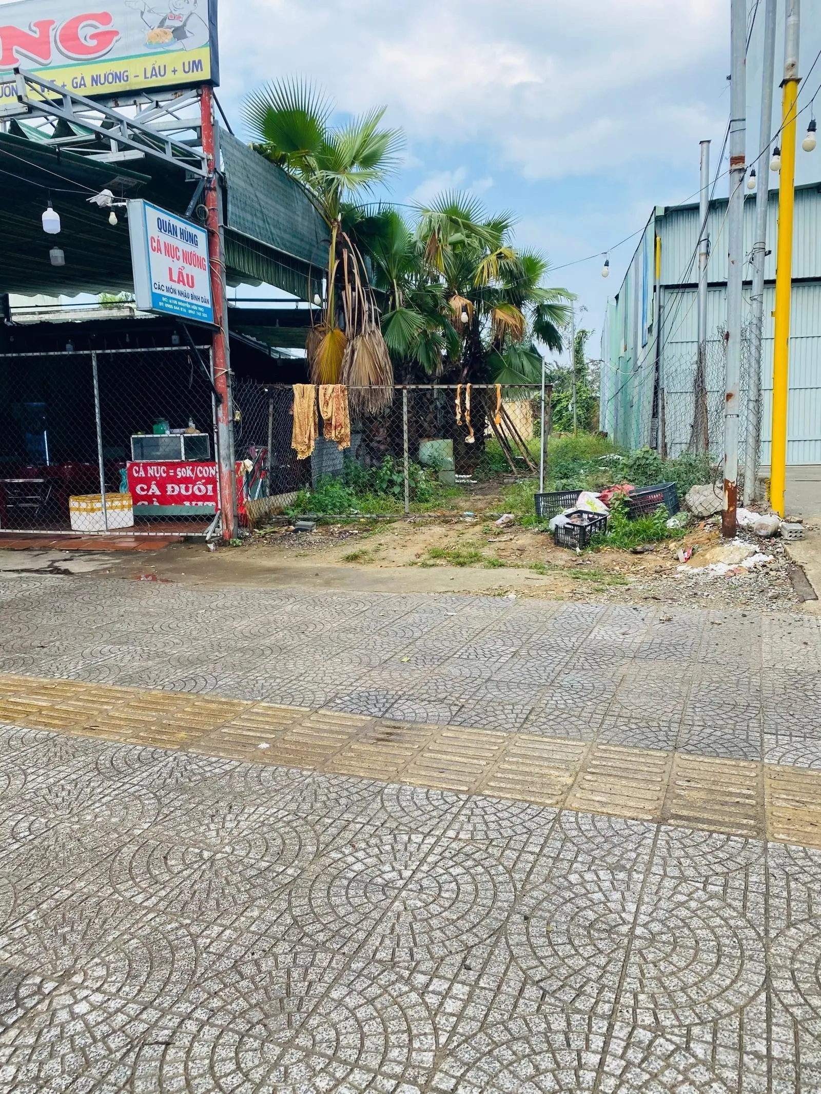Bán đất mặt tiền Nguyễn Hữu Thọ gần Lê Đại Hành, DT 157.5m2, giá 12 tỷ, LH: 0901 983 ***