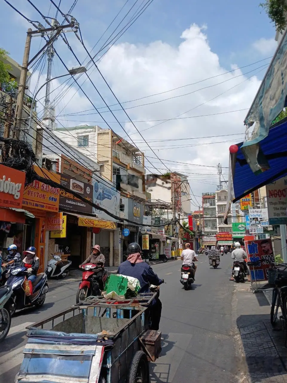 Bán nhà 2 tầng góc 2 MT Phan Văn Trị, P14, Bình Thạnh, chợ Bà Chiểu, DT 4x16m, giá bán 13,9 tỷ TL
