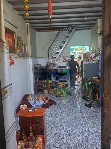 Mặt tiền đường 12m - gần 200m2, ngang 5.8m nở hậu - chính chủ chưa