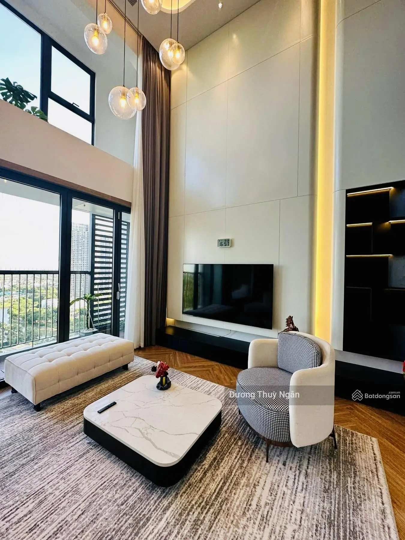Căn hộ khu Sky Oasis, Ecopark thông tầng 175m2, giá 10 tỷ, full nội thất, hướng Đông Nam