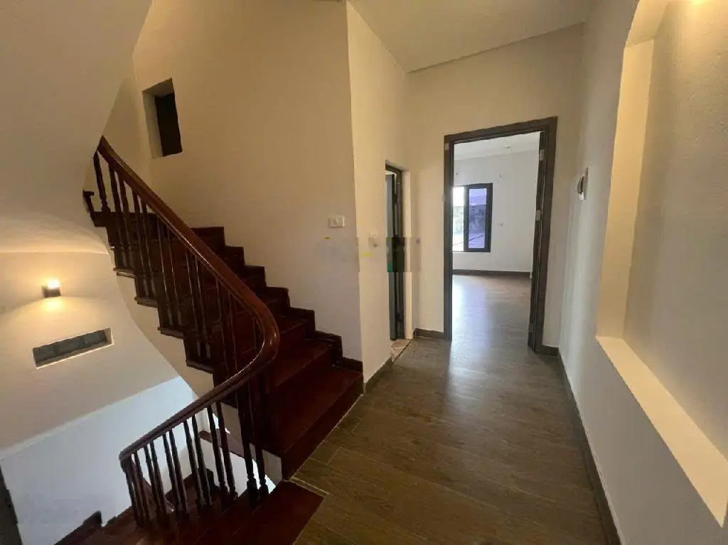 Bán nhà XUÂN ĐỈNH 55m2,mt đẹp 4.5m giá 9.95 tỷ.