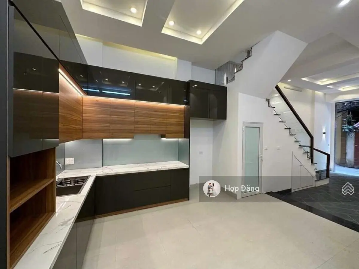 Lê Trong Tân Thanh Xuân: Nhà phân lô, thang máy otto vào nhà 60m2*5m*4 tầng nhỉnh 17 tỷ
