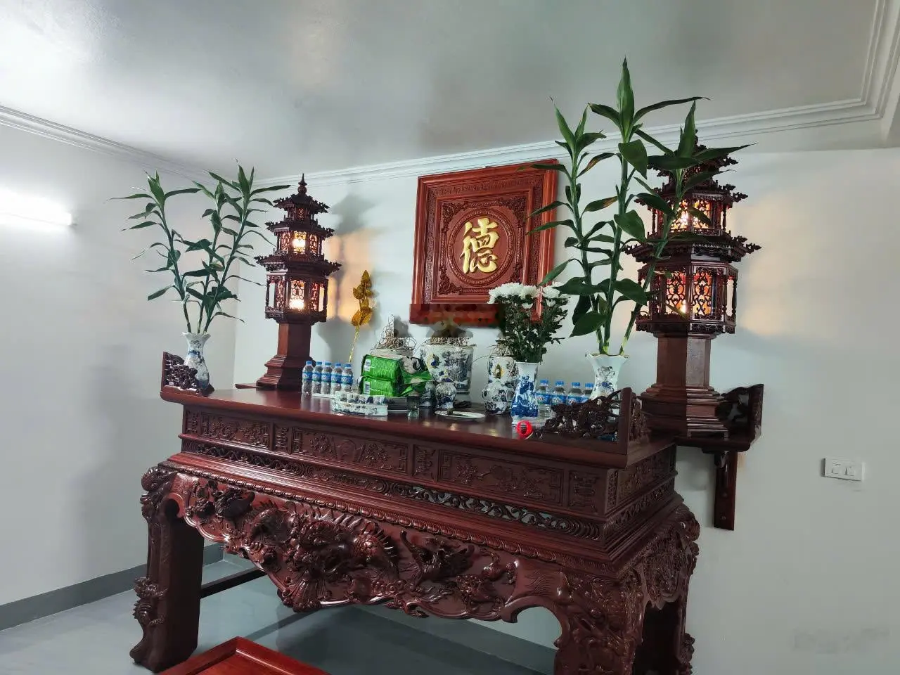 Chính chủ bán nhà 3 tầng mới xây , Mặt Phố Lê Văn Lương giá :15 tỷ