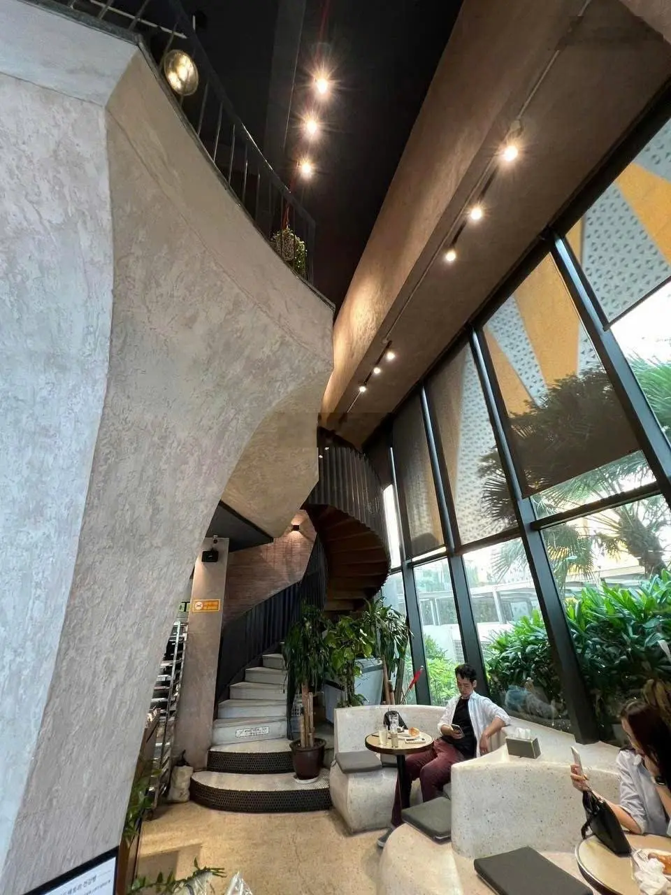 Siêu kinh doanh 5,3 tỷ suất chân đế chung cư Sun Urban City đẹp nhất a3 sổ lâu dài HTLS 24 tháng LH