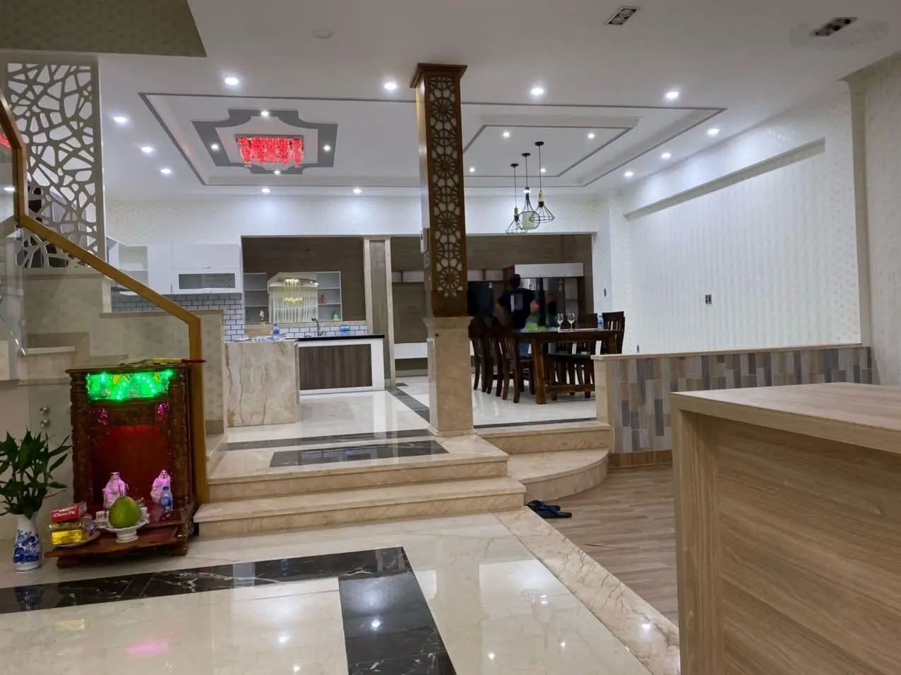 Bán nhà biệt thự KDC cao cấp Nam Hoà, Phước Long A, Tp Thủ Đức. Diện tích 160m2 giá 20 tỷ TL