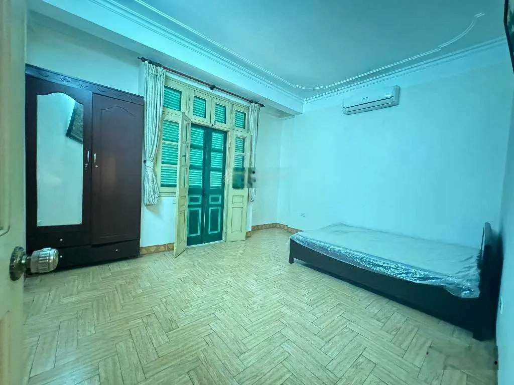 Bán nhà lô góc doãn kế thiện ô tô tránh đỗ - vỉa hè to kinh doanh đỉnh, 60,1m2, giá 23,6 tỷ