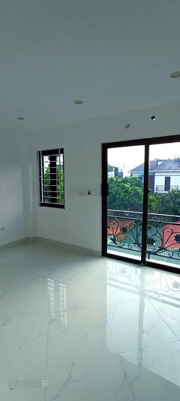 Cách Đô Nghĩa Yên Nghĩa+Tô Hữu+Lê Trọng Tấn 5 phút đi xe,DT48m2, chỉ hơn 3 tỷ, Oto đậu cửa.