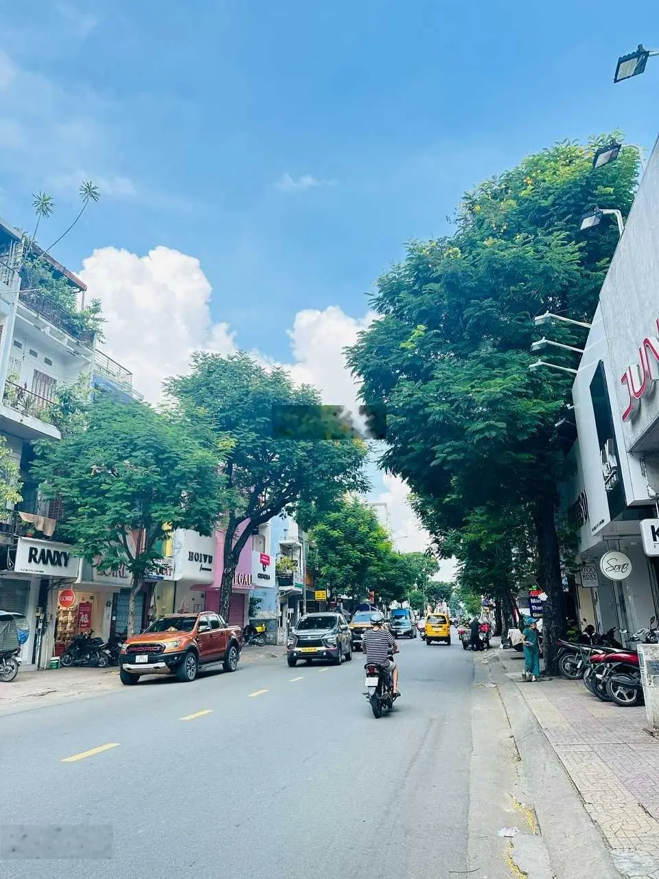 Siêu phẩm mặt tiền Lê Văn Sỹ, P.14, Q.10 - DT 6x22m - 5 tầng - HĐT: 110 triệu - giá 32 tỷ