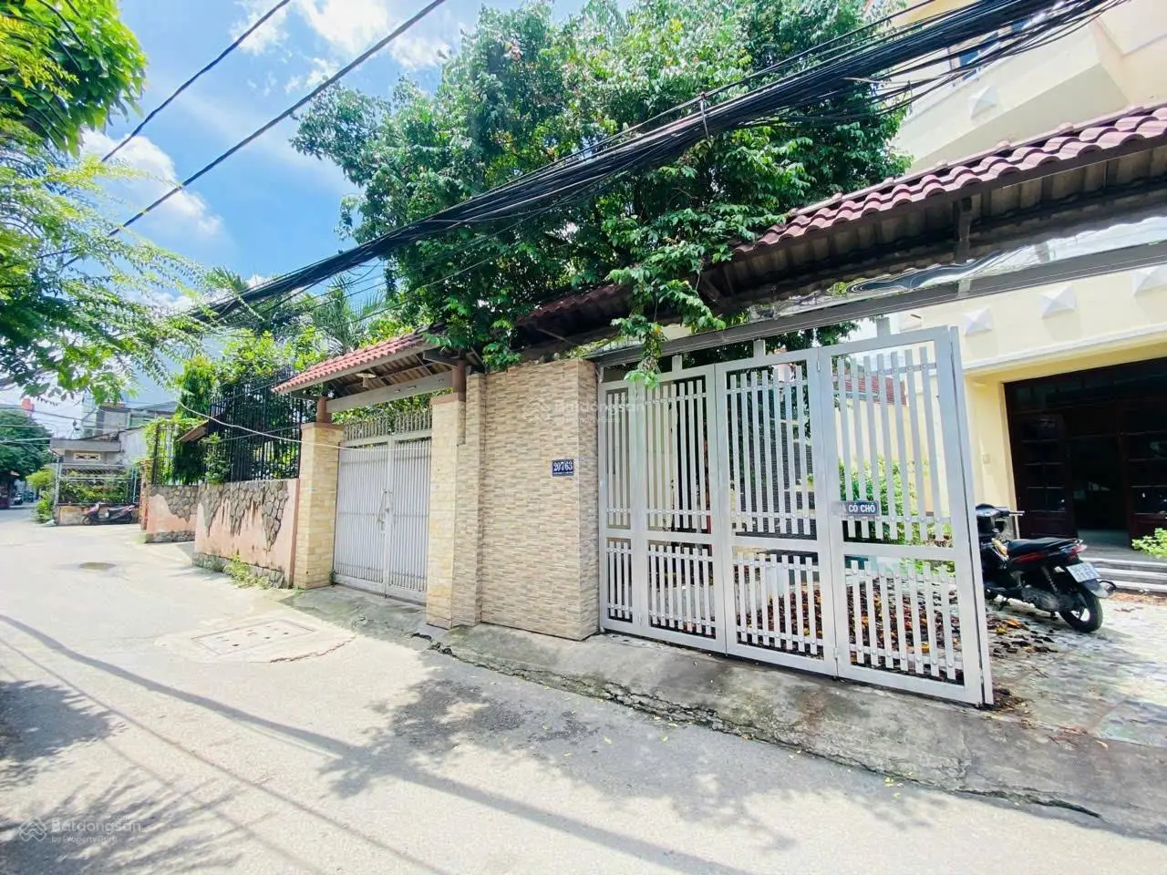 Hiếm, Khu đc xây hầm 6 tầng, hẻm 5m-Nguyễn Văn Đậu-P11-BT-(8x23)-3 tầng- nay chỉ còn 27 tỷ tl
