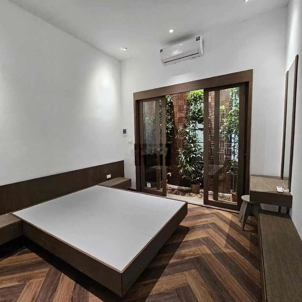 Bán nhà Minh Khai - Ô tô cách 10m - full nội thất. Giá: 3,85 tỷ