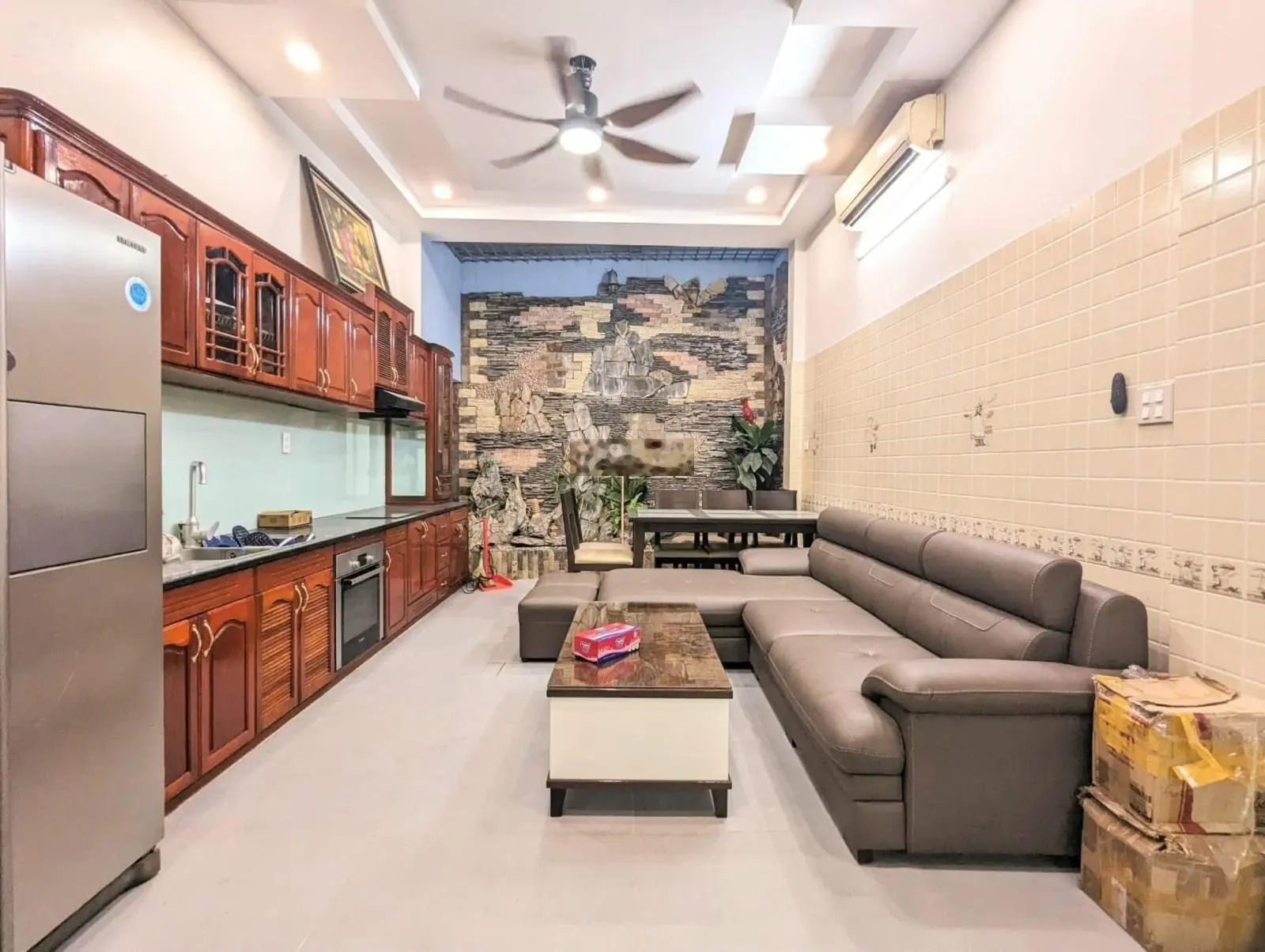 Phân lô Hoàng Văn Thái - ô tô tránh - 7 tầng, thang máy - 64m2 - kinh doanh