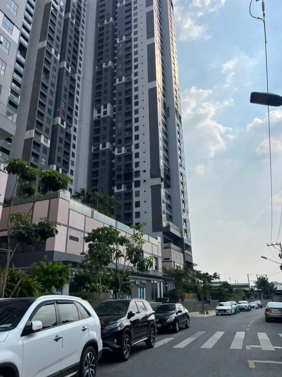 Mặt tiền chợ và 4 toà căn hộ kinh doanh siêu vip tại trung tâm TP Dĩ An gần Quốc Lộ 1K
