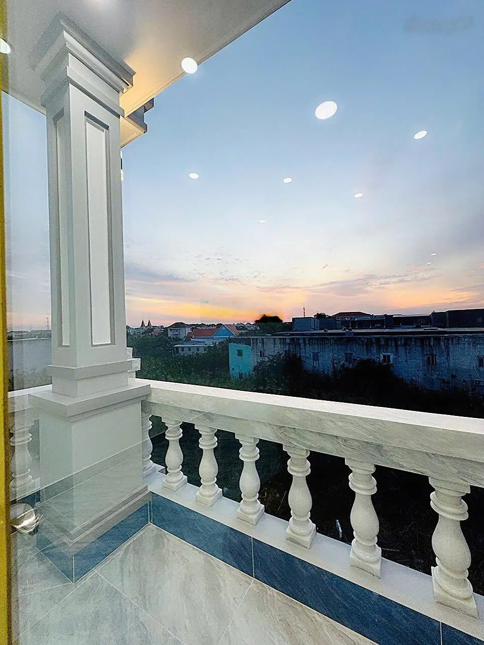 2,5 tỷ- Siêu Phẩm Nhà Quốc lộ 50, Kim Điền, Thị trấn Cần Giuộc, Tỉnh Long An. Thiết kế Sang Trọng