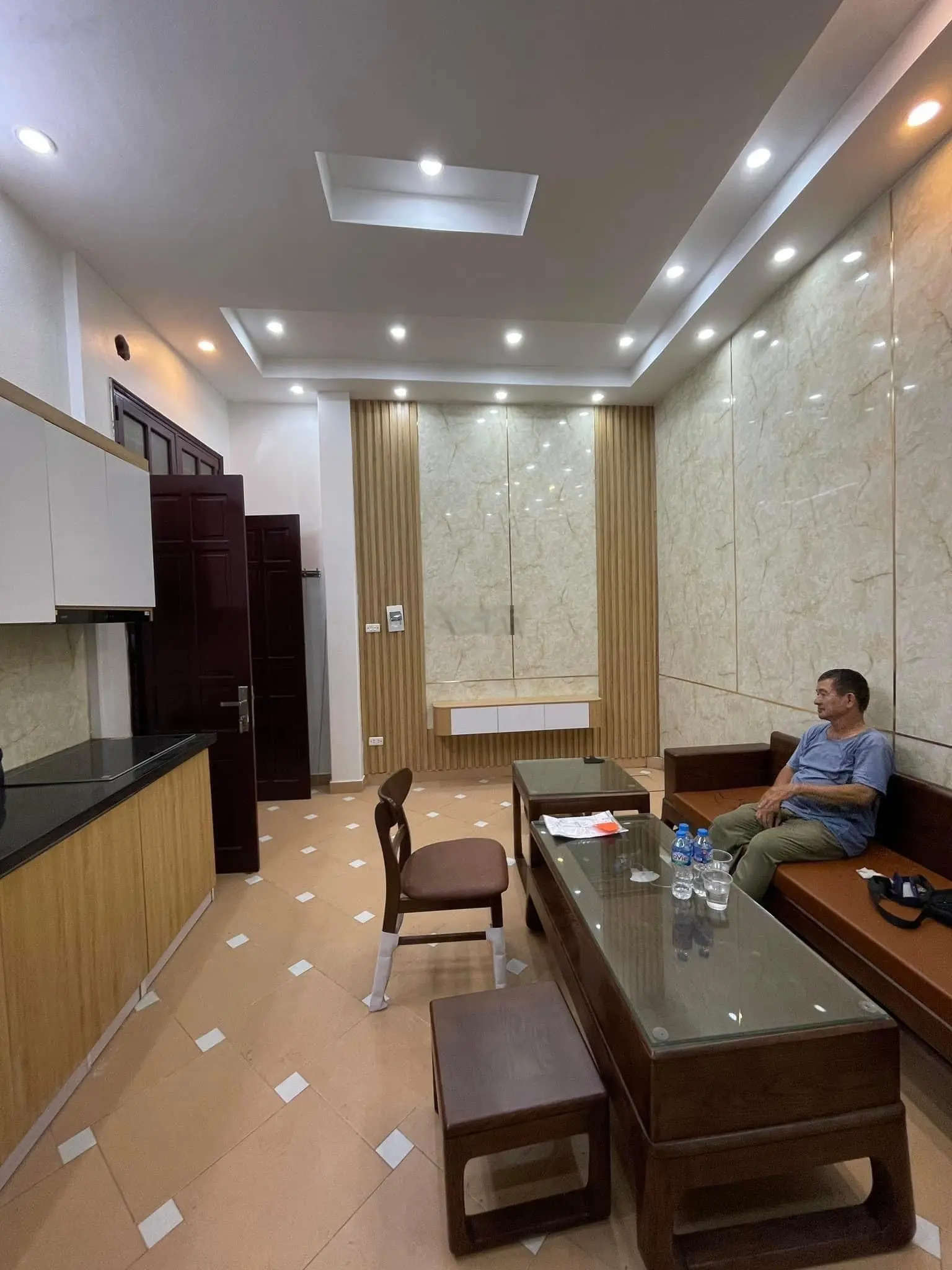 LÕI ĐỐNG ĐA - 3 BƯỚC RA MẶT PHỐ - TRƯỚC NHÀ SÂN ĐỂ XE RỘNG - NHÀ MỚI ĐẸP FULL NỘI THẤT
