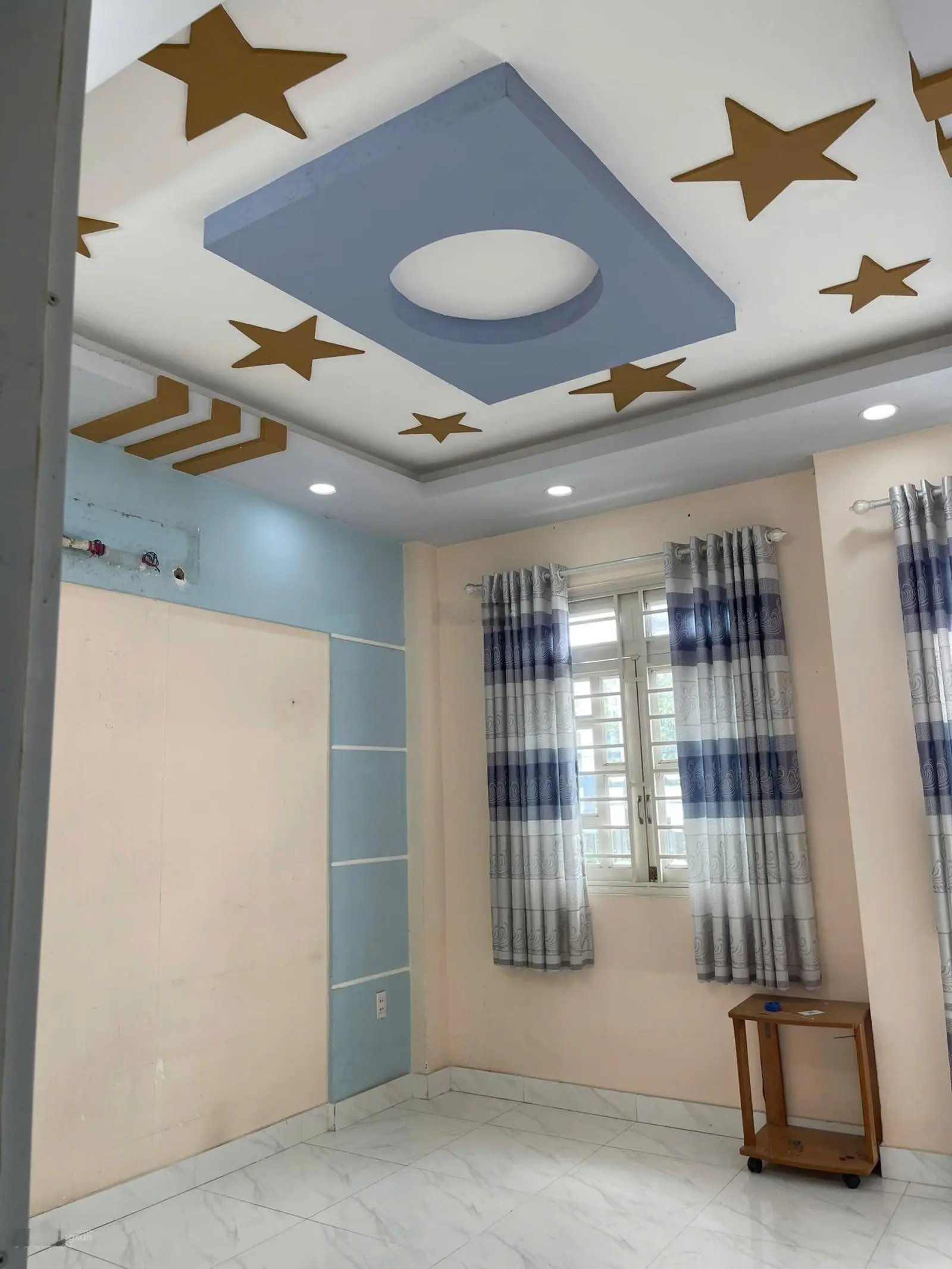 Hẻm 528 Điện Biên Phủ Quận 10, 4m x 11m, 5 tầng, xe hơi đỗ cửa, 9. X tỷ (thương lượng)