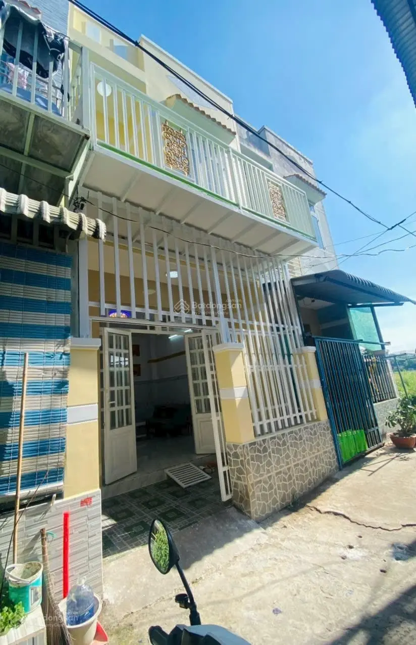 Bán nhà riêng tại Quốc Lộ 50, Cần Giuộc, Long An, giá cực chất 1,45 tỷ, 41m2