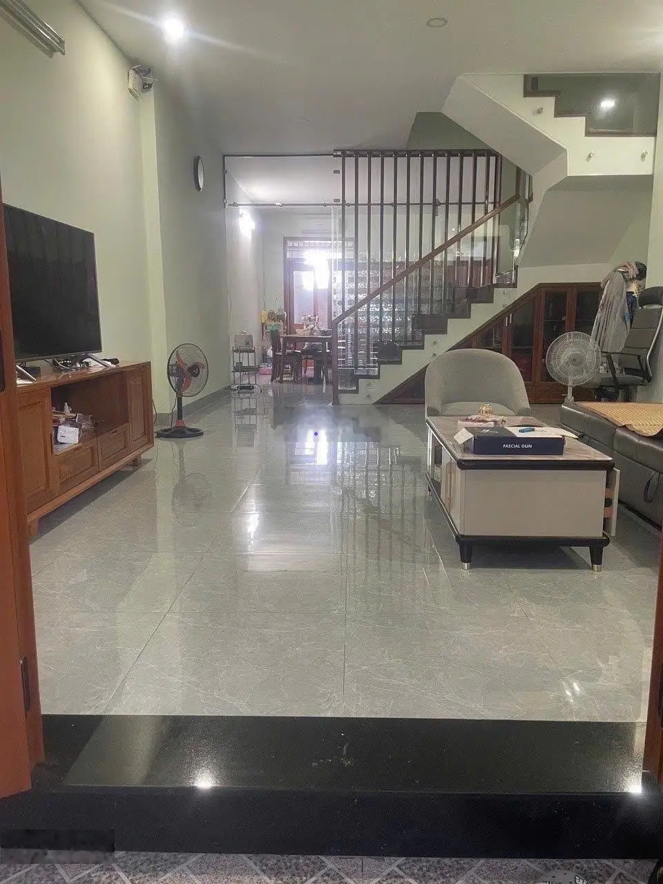 Bán nhà gói 4 Mỹ Gia. Hướng Đông Nam, đường 18m, thiết kế 4PN, 3WC, để lại nội thất