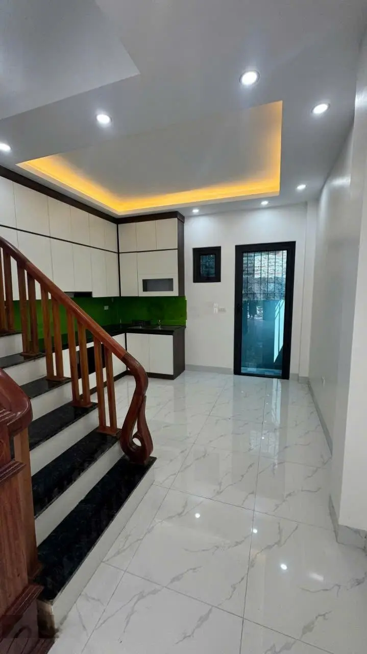 Bán nhà 4Tx45m2 chỉ 3.4 tỷ. Ô tô đỗ gần chợ, trường học. Giáp QL6, cầu Mai Lĩnh mở rộng. 0966929600