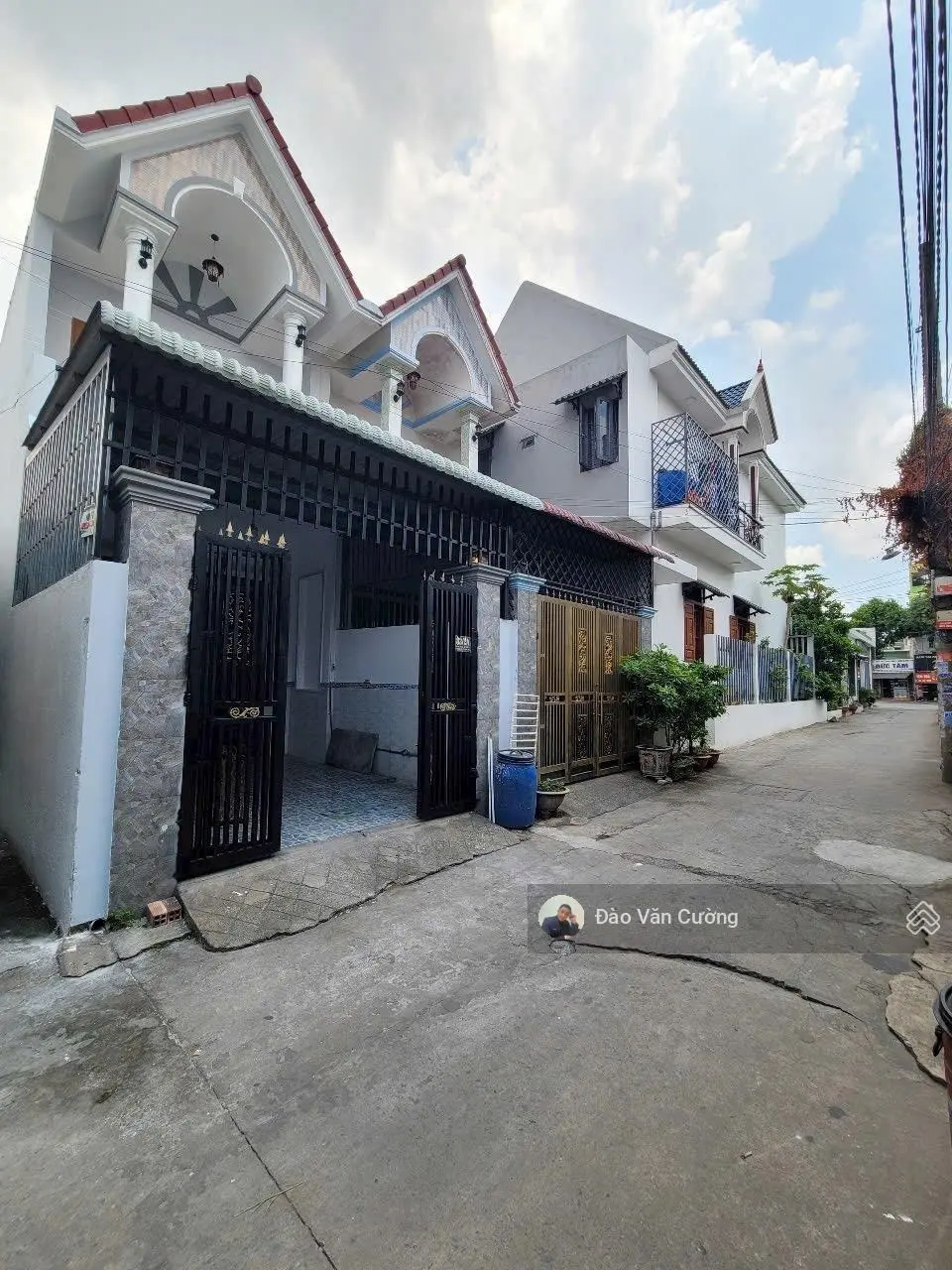 Bán nhà đường Hai Bà Trưng 4p ngủ diện tích 96m2 giá 4ty 350tr. Gần sân vận động đông hoà dĩ an