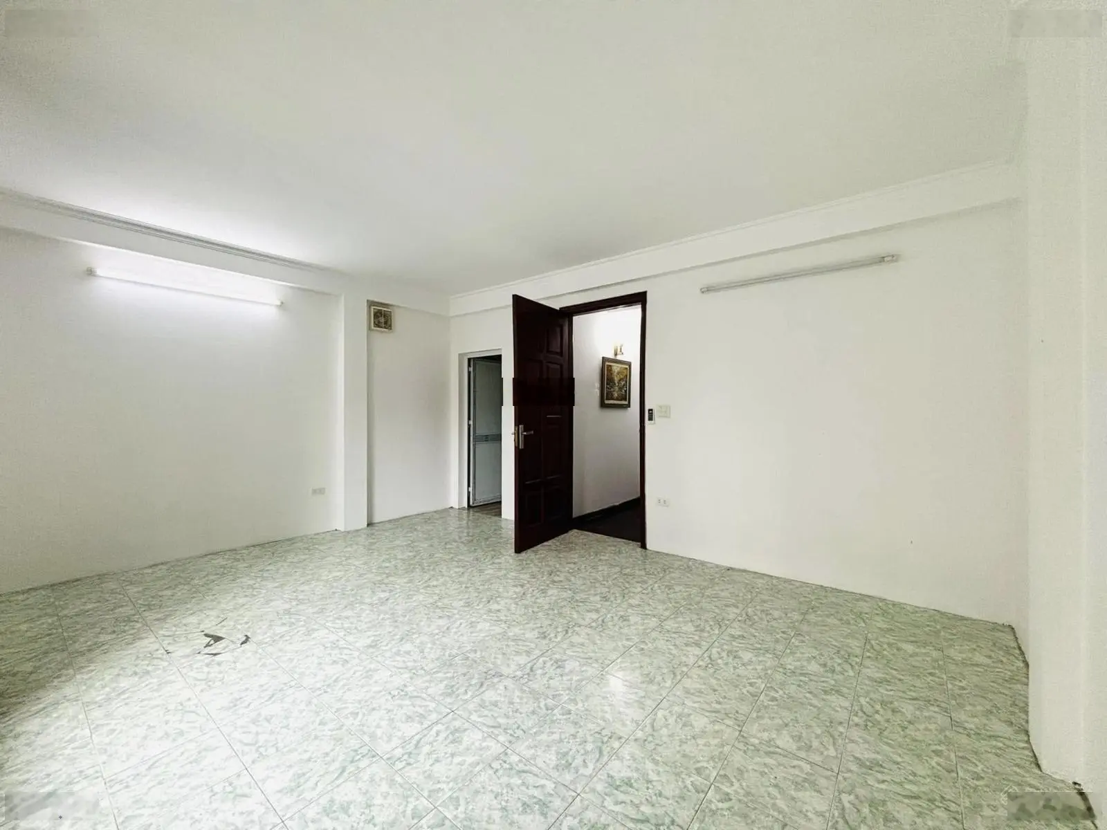 Lạc Long Quân, Tây Hồ - Căn góc 2 thoáng - DT 62m2, mặt tiền 6m - Giá 11.87 tỷ (thương lượng)