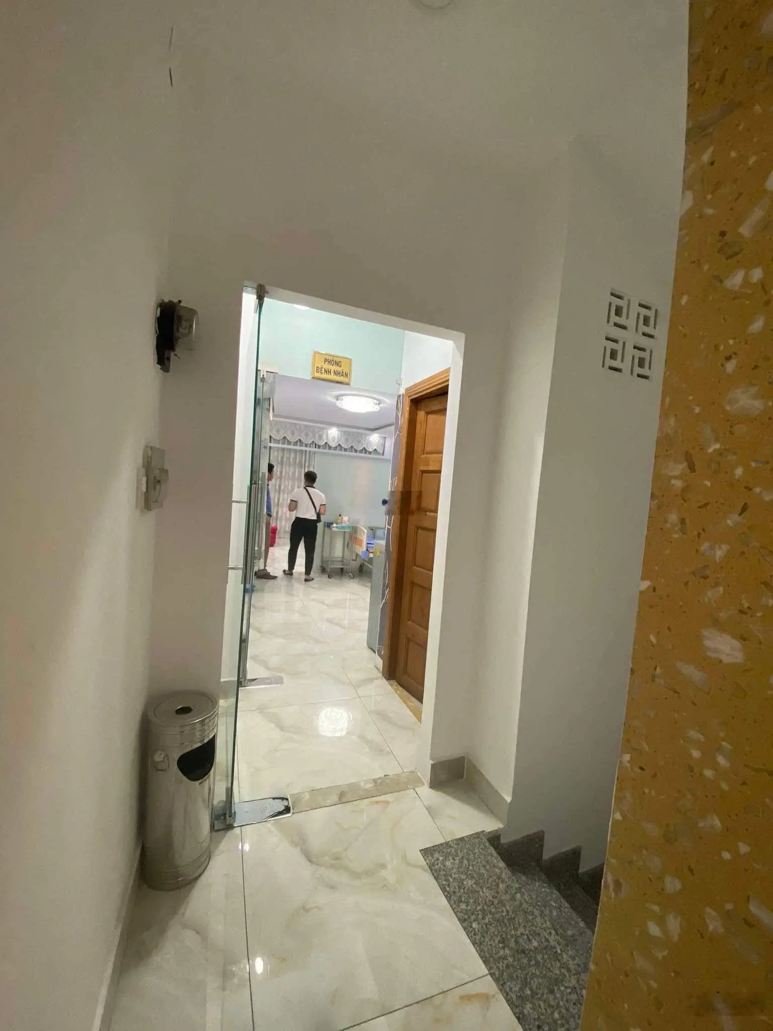 *Mặt Tiền CMT8_Tô Hiến Thành* 7 tầng - thang máy