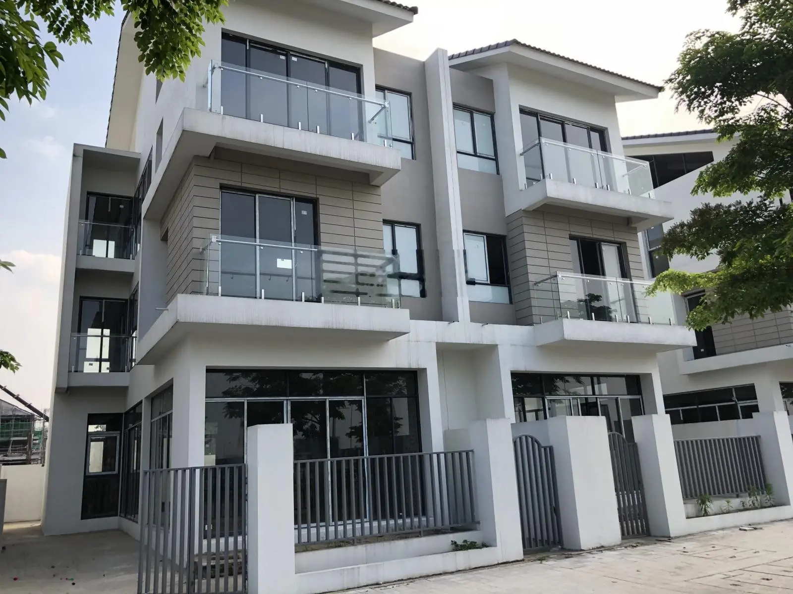 Bán biệt thự An Vượng mặt đường Ngô Thì Nhậm 40m kéo dài