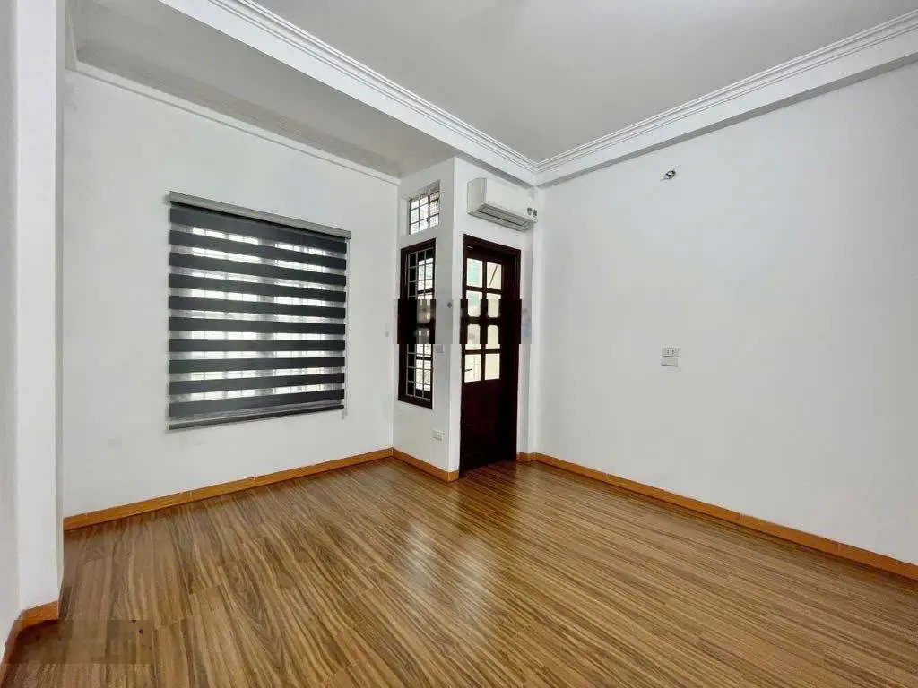 Nhà Ngô Quyền, Hà Đông ô tô đỗ cửa giá 7,9x tỷ nhà đẹp an ninh tốt lh: 0963 978 ***