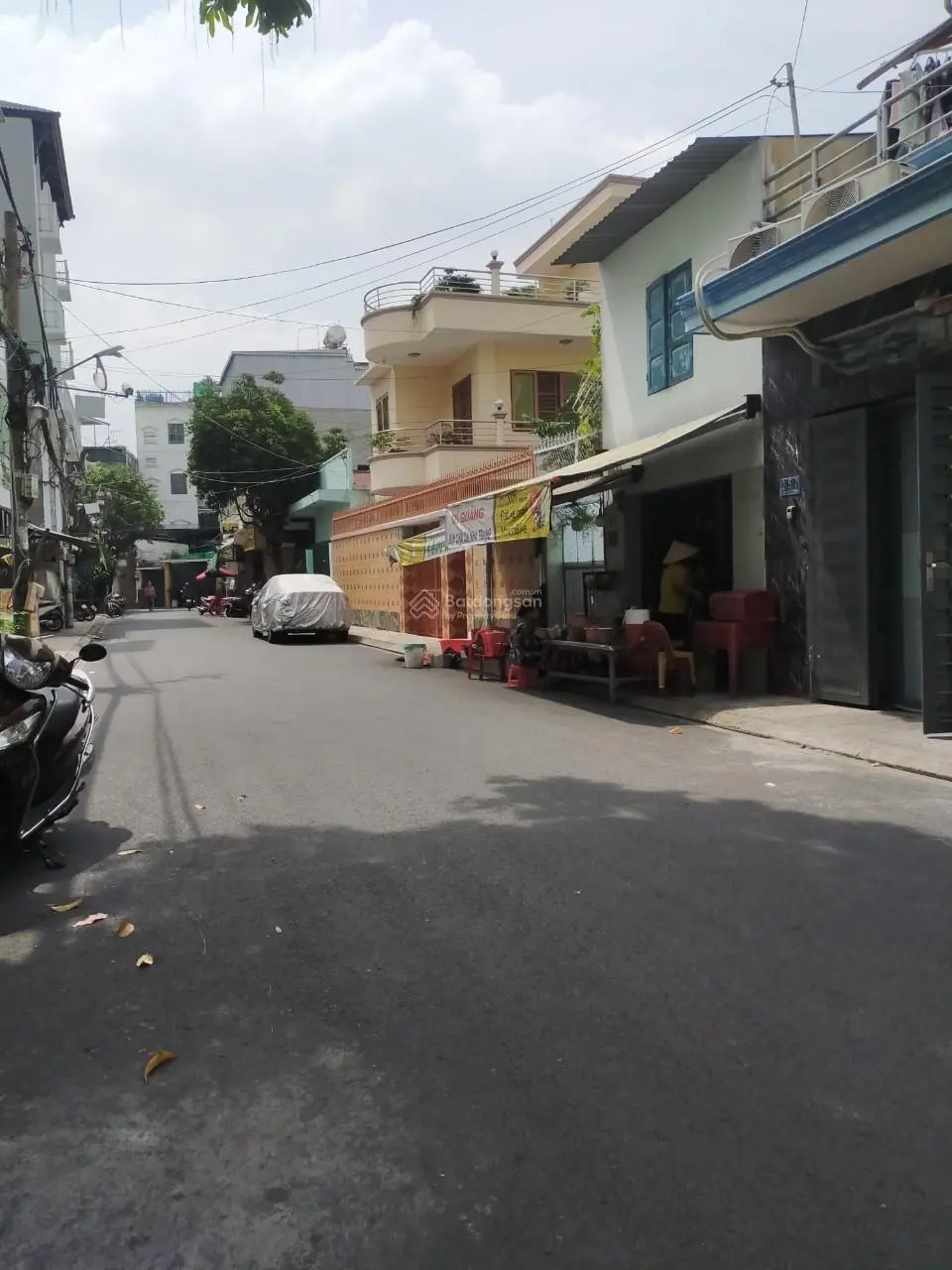 Nhỉnh 10 tỷ - Nhà vuông vức 73m2 đường 8m thẳng tắp Sát bên Etown P13 QTB - Tiện XD VPCT, CHDV