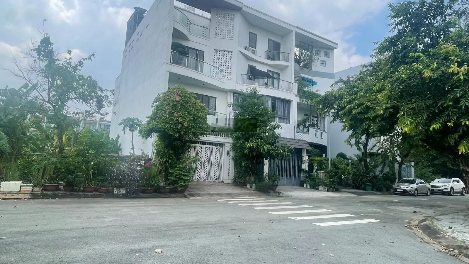 CHÍNH CHỦ BÁN NHÀ PHỐ KDC TRÍ KIỆT KHANG ĐIỀN FULL NỘI THẤT, SẲN SỔ HỒNG CÔNG CHỨNG. LH: 0911 875 ***