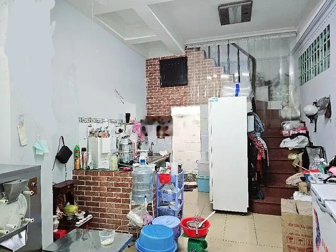 Nhà 3 tầng ngay chợ Văn Thánh, DT 5,6x11, giá bán chỉ 10,5 tỷ TL