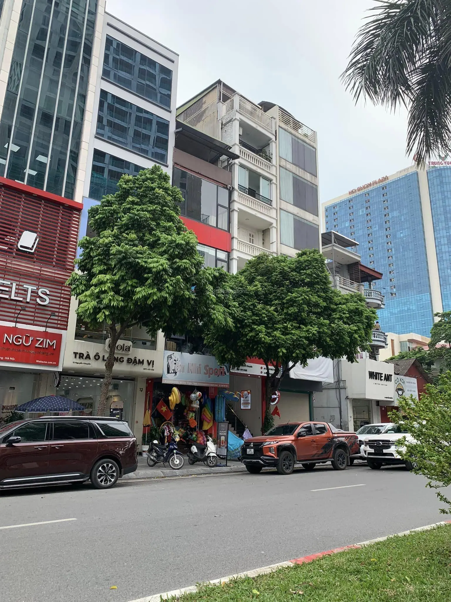 Bán nhà mặt đường Nguyễn Khuyến, Hà Đông, 72m2 5 tầng, giá 27 tỷ, Kinh doanh đẳng cấp