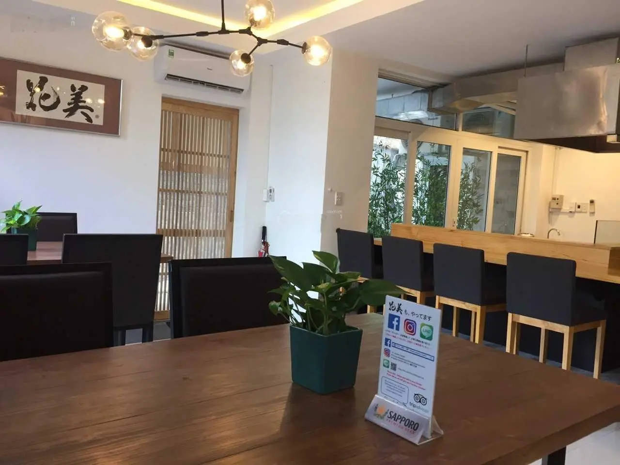 Bán biệt thự 12x17m (198m2) HĐT nhà hàng 69,902 triệu/th 0909 924 ***