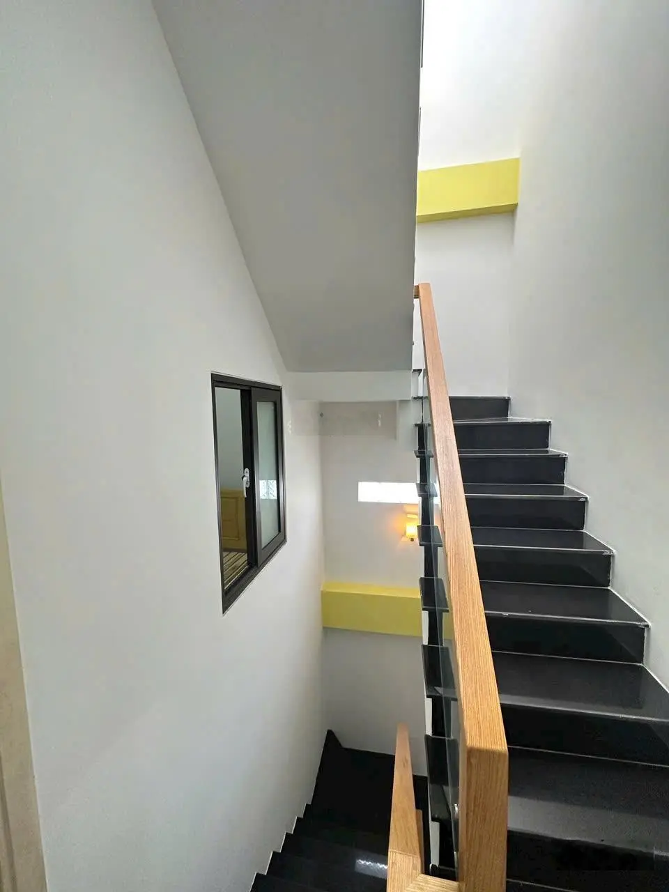 Bán nhà chính chủ - tặng nội thất - giá mềm tại Bình Tân
