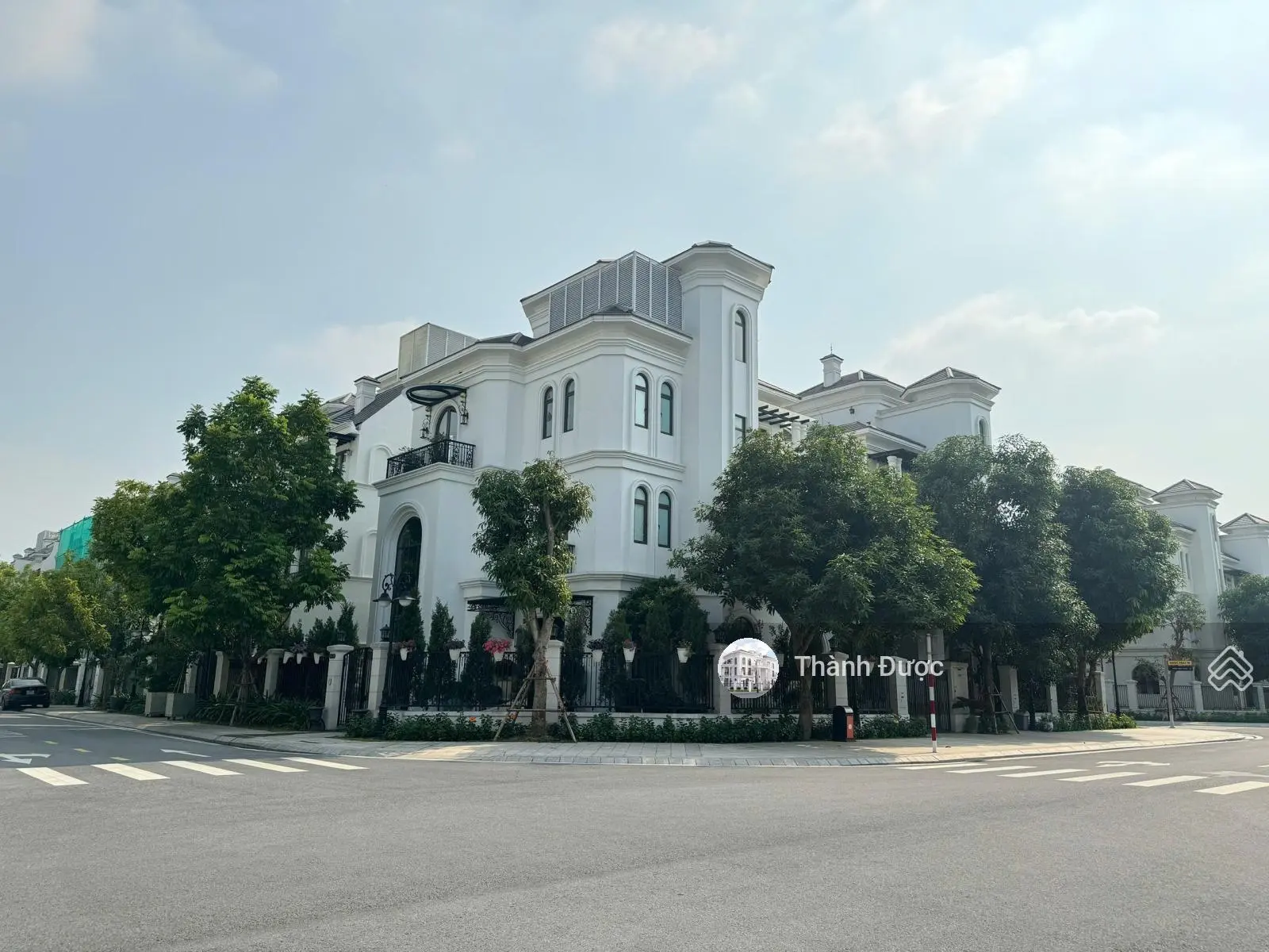 Bán biệt thự vip nhất mặt hồ ngọc trai vinhomes ocean park 1 - giá đầu tư cực tốt